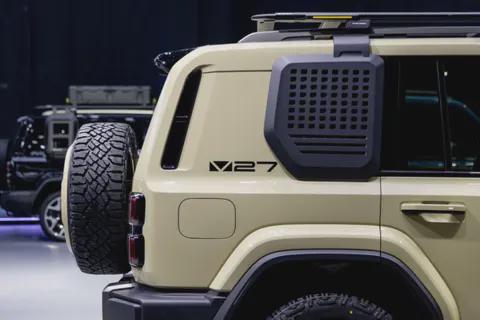 V27为全家开启更大的“诗与远方”冰球突破平台诠释家庭新硬派iCAR(图8)